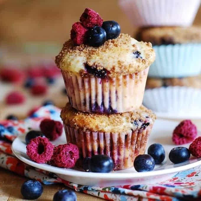 Mixed Berry Yogurt Muffins
