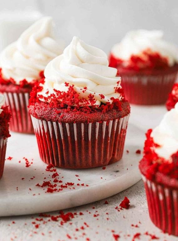 Moist Red Velvet Cupcakes with Cream Cheese Frosting