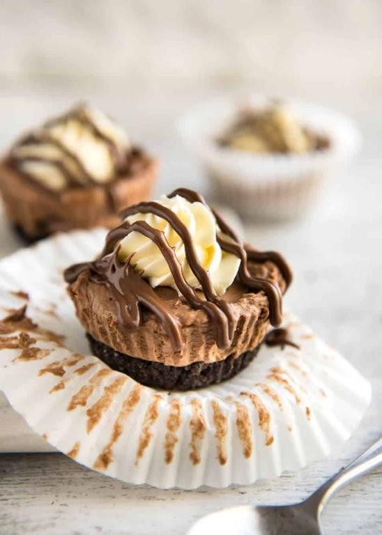 Nutella Hazelnut Mini Cheesecakes