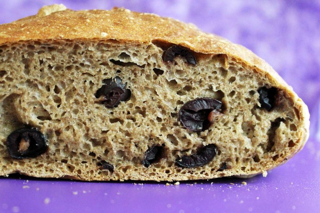 Olive and Whole Wheat Yeast Bread