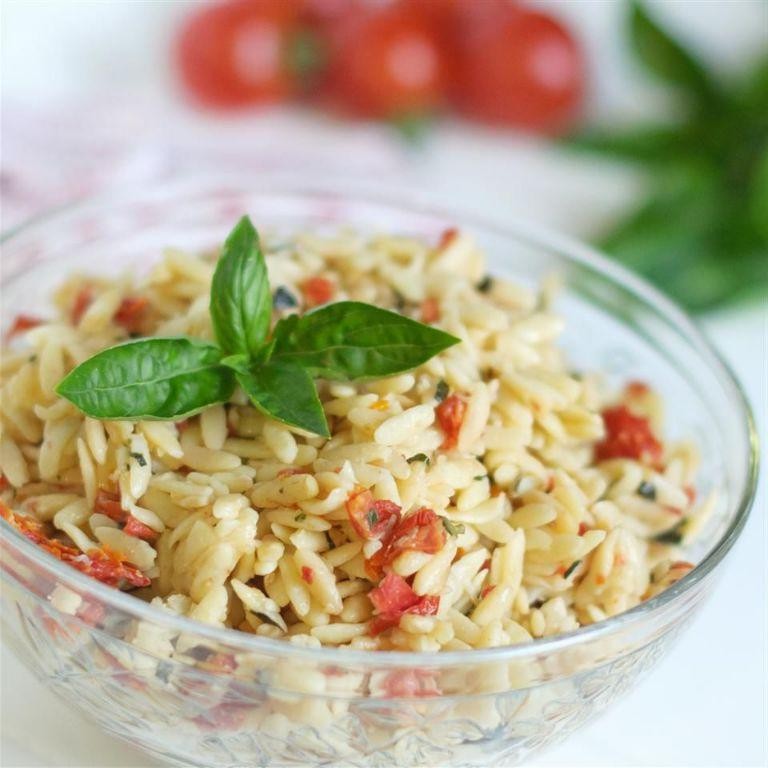 Orzo Salad with Sundried Tomatoes and Basil