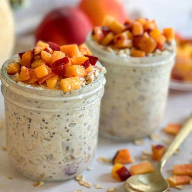 Peach Cobbler Overnight Oats