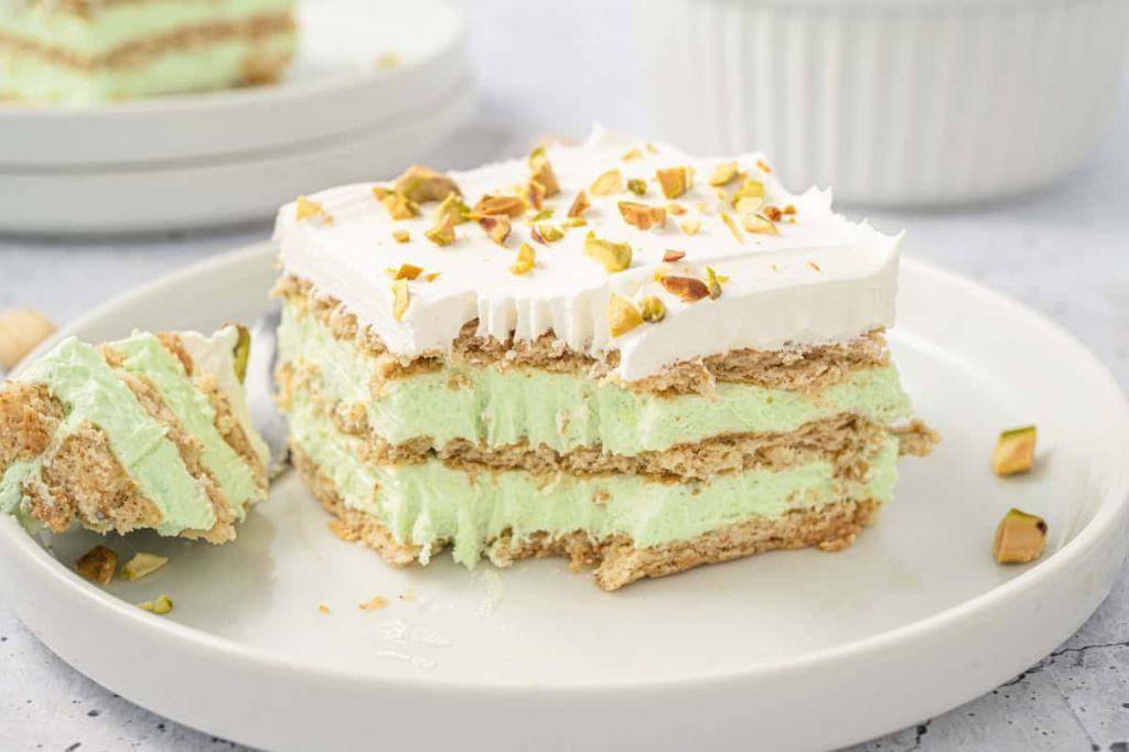 Pistachio Pudding Icebox Cake