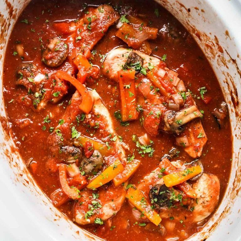 Rich and Flavorful Slow Cooker Chicken Cacciatore