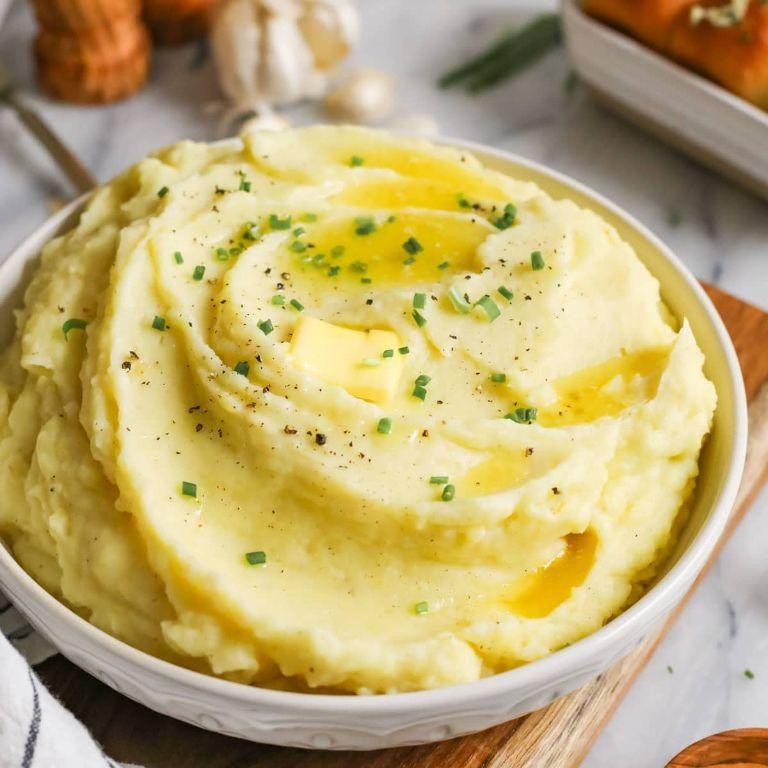 Savory Garlic Mashed Potatoes