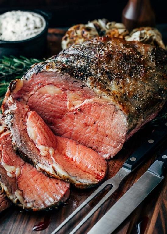 Simple Slow-Cooked Prime Rib