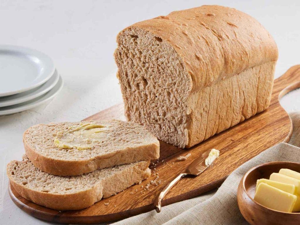 Simple Whole Wheat Bread Loaf