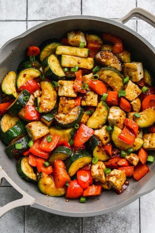 Simple Zucchini and Squash Stir Fry