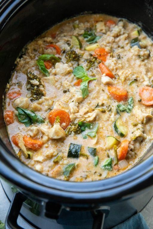 Slow Cooker Thai Chicken and Spinach Curry