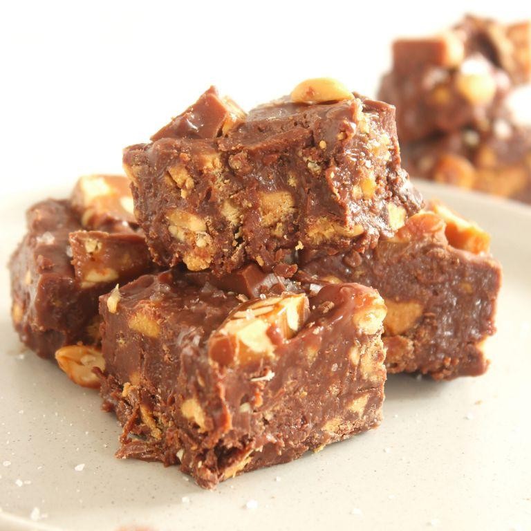 Snickers Peanut Butter Fudge