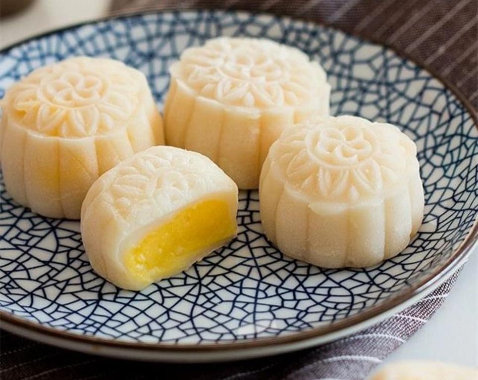Snow Skin Mango Moon Cake
