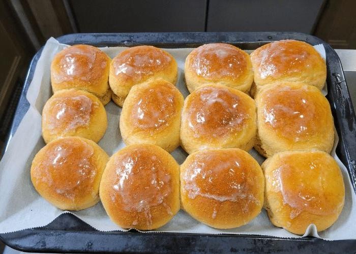 Soft Fresh Milled Flour Dinner Rolls