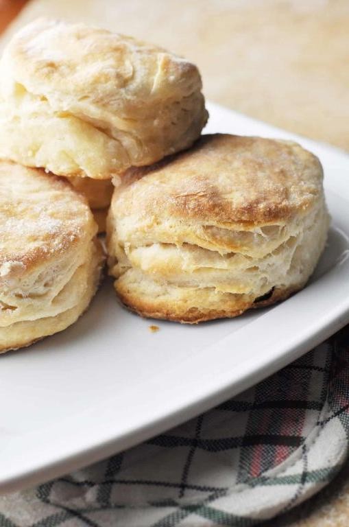 Southern-Style Fluffy Biscuits