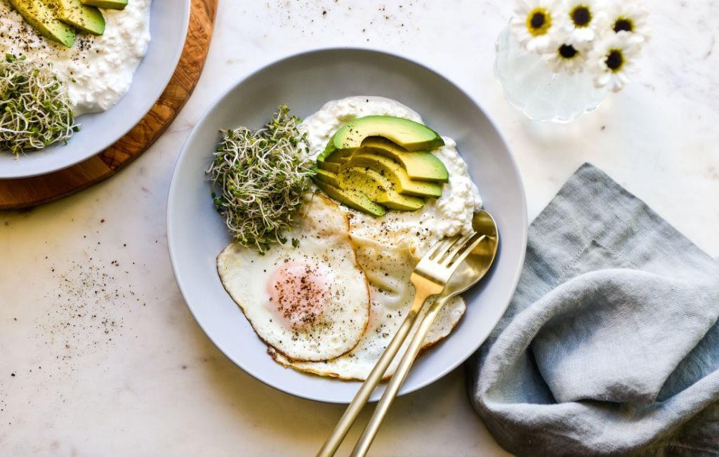 Southwestern Cottage Cheese and Egg Breakfast Bowl