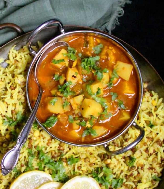 Spicy Golden Potato Curry