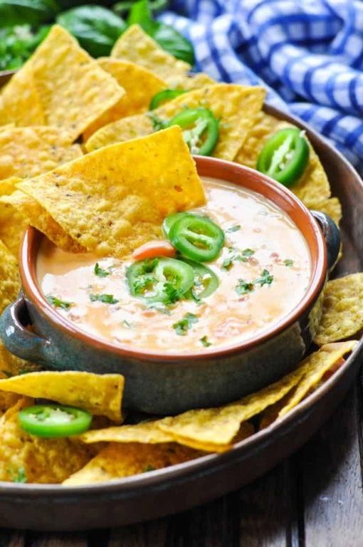 Spicy Jalapeño Cheese Dip
