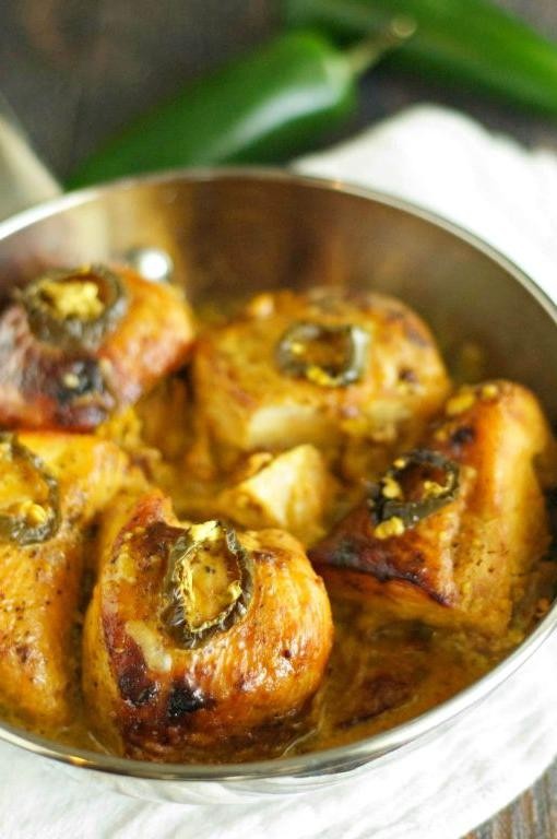 Spicy Slow Cooker Chicken and Jalapeño Gravy