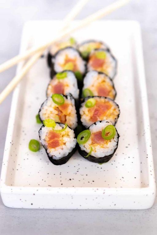 Spicy Tuna Sushi Rolls