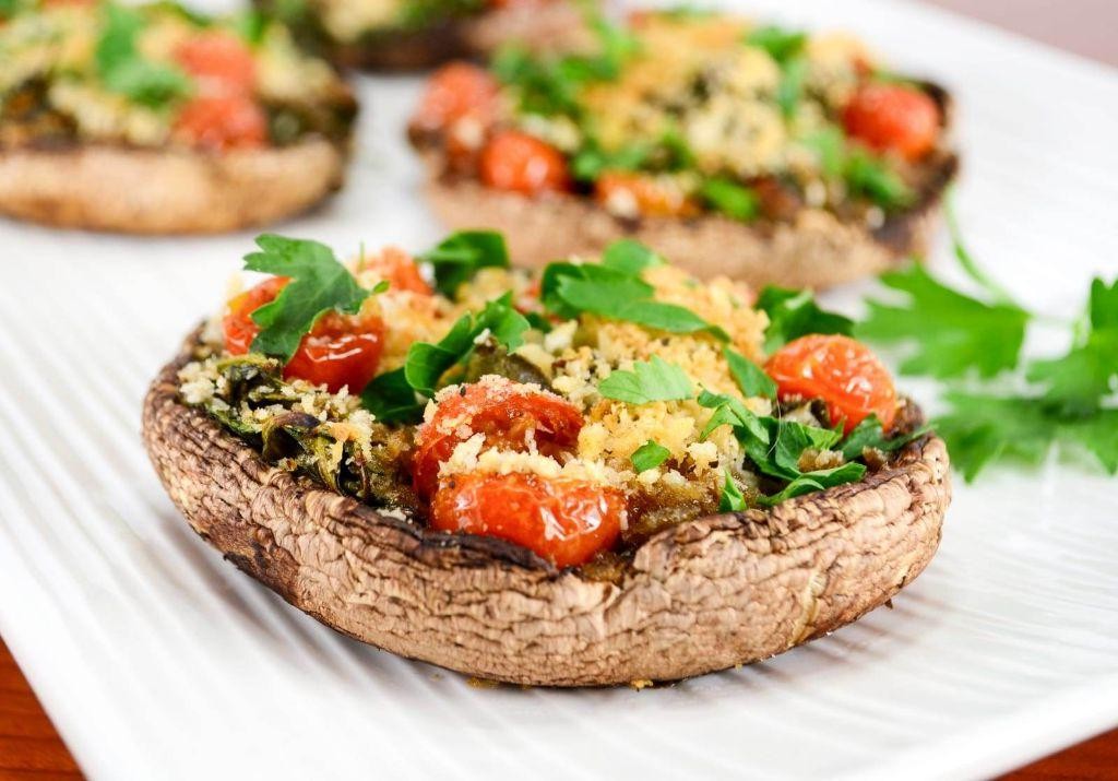 Spinach and Tomato Stuffed Mushrooms