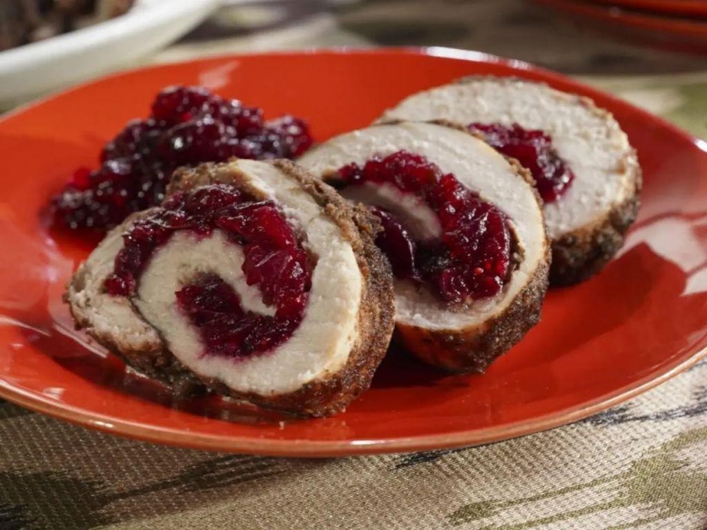Stuffed Turkey Roll with Cranberry Sauce