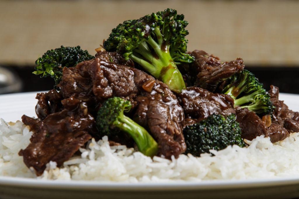 Szechuan Beef and Broccoli Bowl