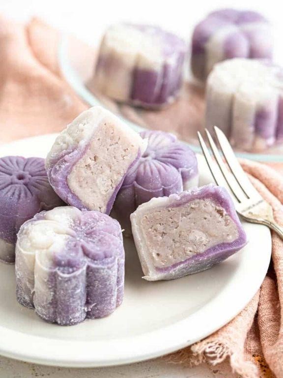 Taro and Cream Cheese Moon Cake