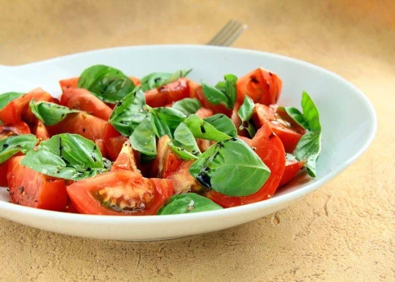 Tomato and Basil Salad with Balsamic Vinaigrette