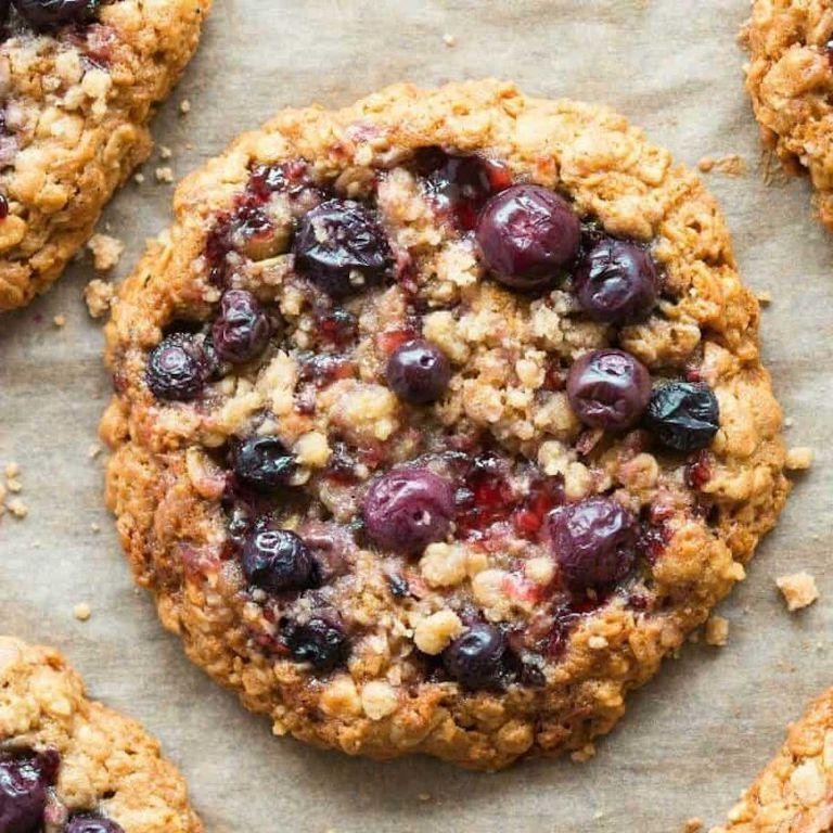 Vegan Blueberry Oatmeal Cookies