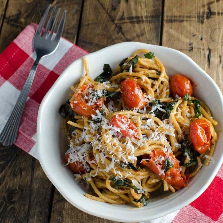 Whole Grain Pasta with Tomato and Basil
